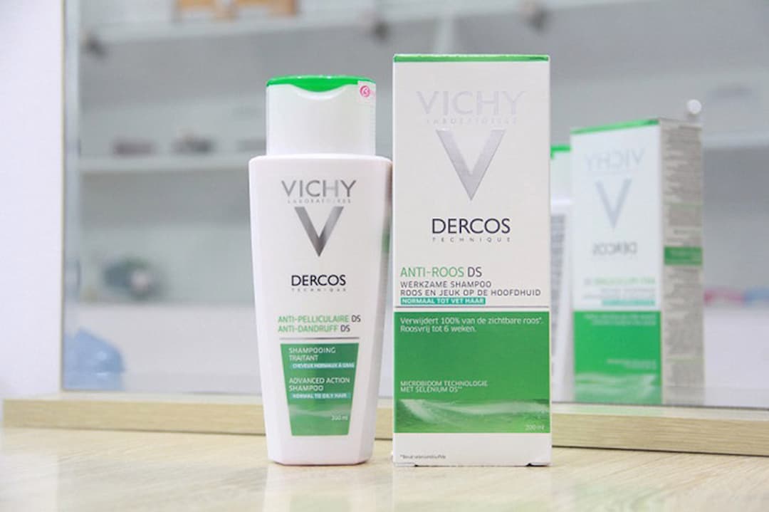 Vichy Dercos Anti Dandruff là dầu gội trị nấm da đầu được dùng khá phổ biến